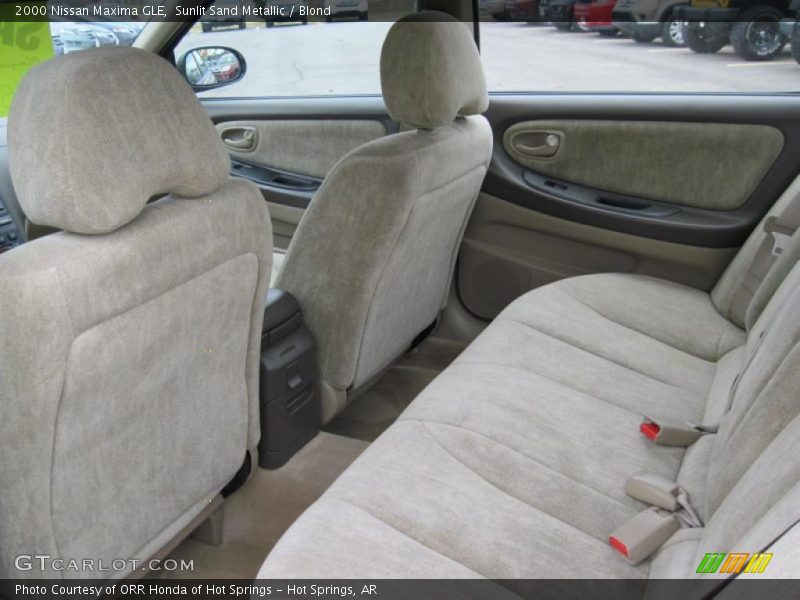 Sunlit Sand Metallic / Blond 2000 Nissan Maxima GLE