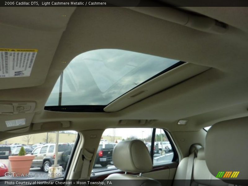 Light Cashmere Metallic / Cashmere 2006 Cadillac DTS