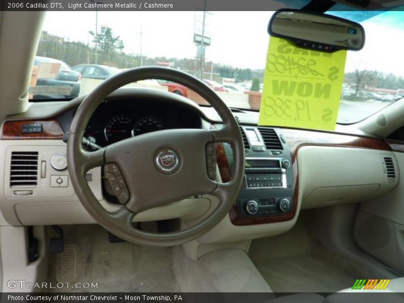 Light Cashmere Metallic / Cashmere 2006 Cadillac DTS