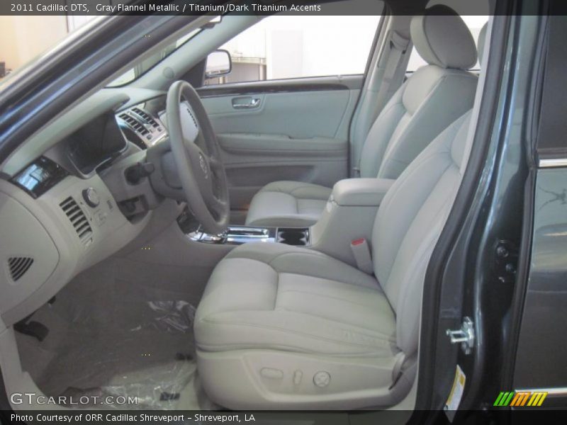 Gray Flannel Metallic / Titanium/Dark Titanium Accents 2011 Cadillac DTS