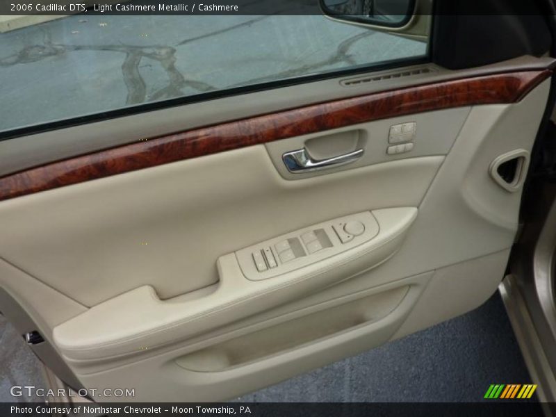 Light Cashmere Metallic / Cashmere 2006 Cadillac DTS