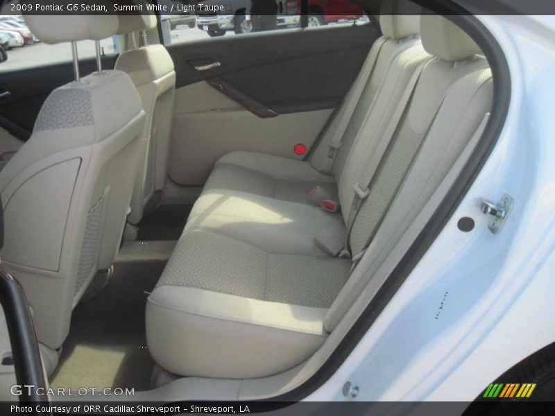 Summit White / Light Taupe 2009 Pontiac G6 Sedan