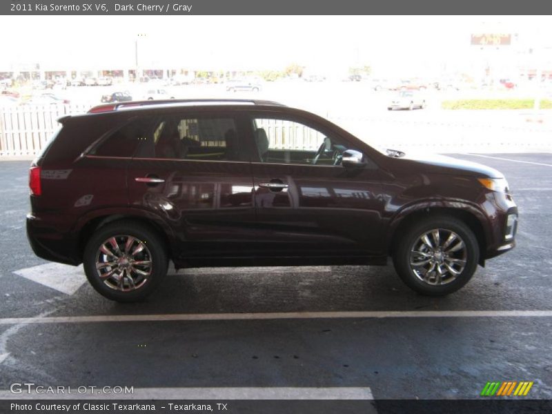 Dark Cherry / Gray 2011 Kia Sorento SX V6