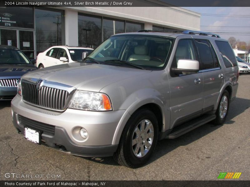 Silver Birch Metallic / Dove Grey 2004 Lincoln Navigator Ultimate 4x4