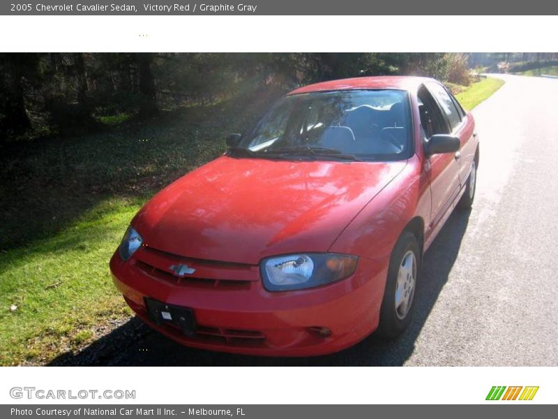 Victory Red / Graphite Gray 2005 Chevrolet Cavalier Sedan