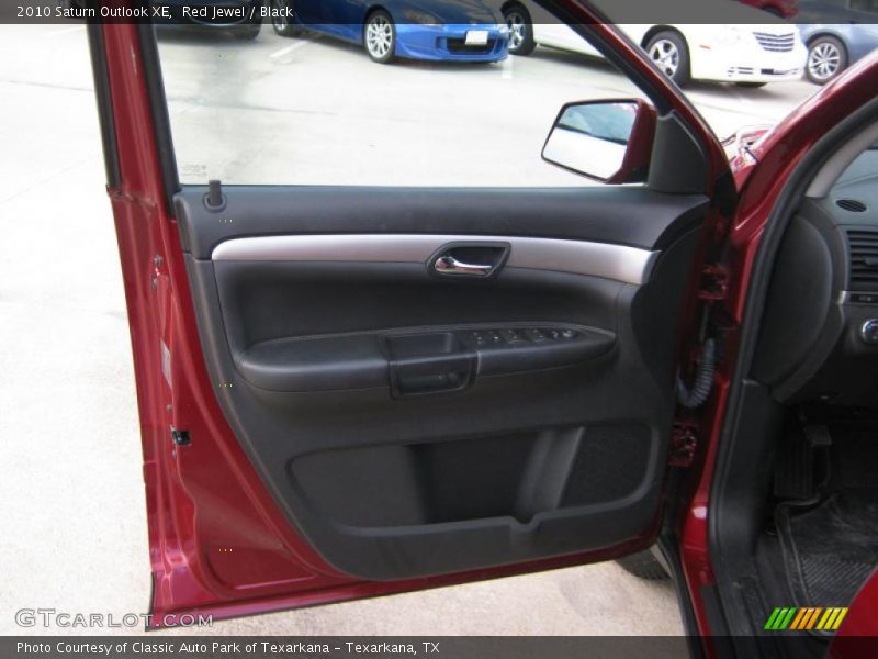 Red Jewel / Black 2010 Saturn Outlook XE