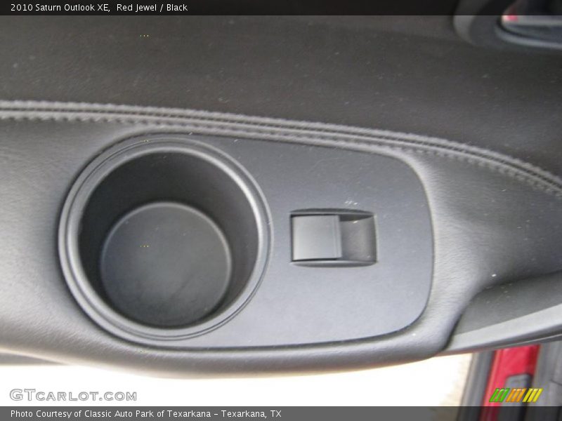 Red Jewel / Black 2010 Saturn Outlook XE