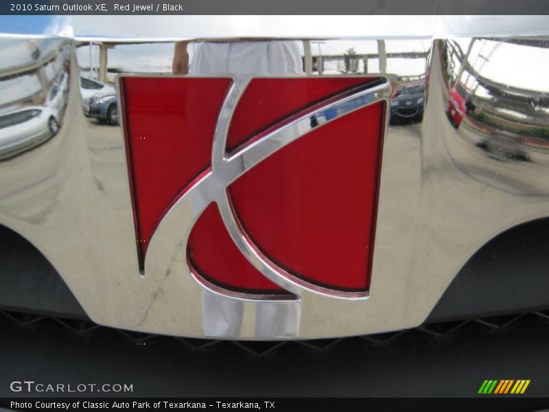 Red Jewel / Black 2010 Saturn Outlook XE