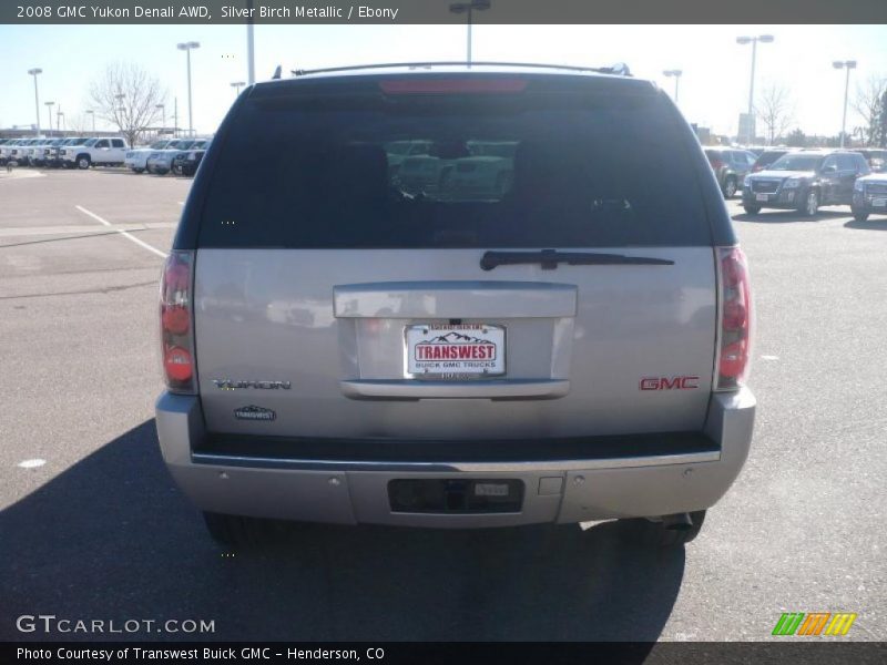 Silver Birch Metallic / Ebony 2008 GMC Yukon Denali AWD