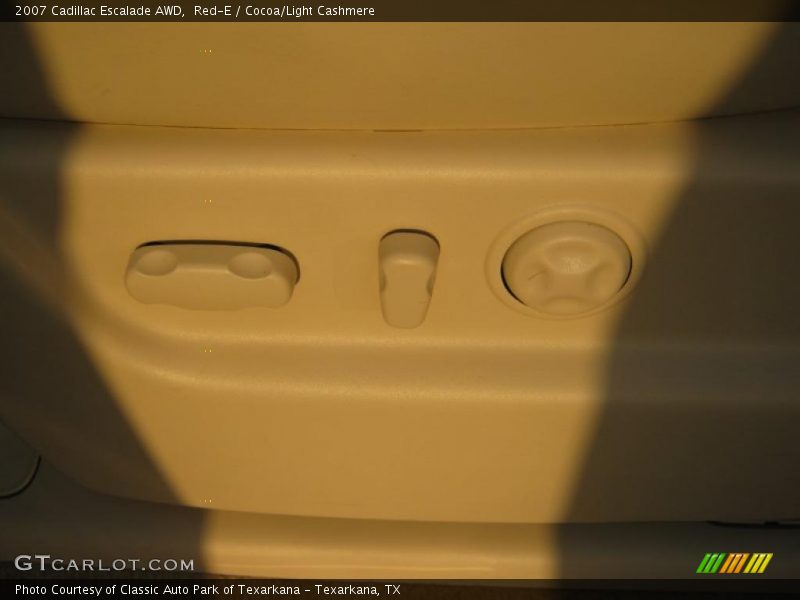 Red-E / Cocoa/Light Cashmere 2007 Cadillac Escalade AWD
