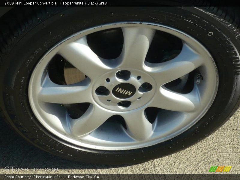 Pepper White / Black/Grey 2009 Mini Cooper Convertible