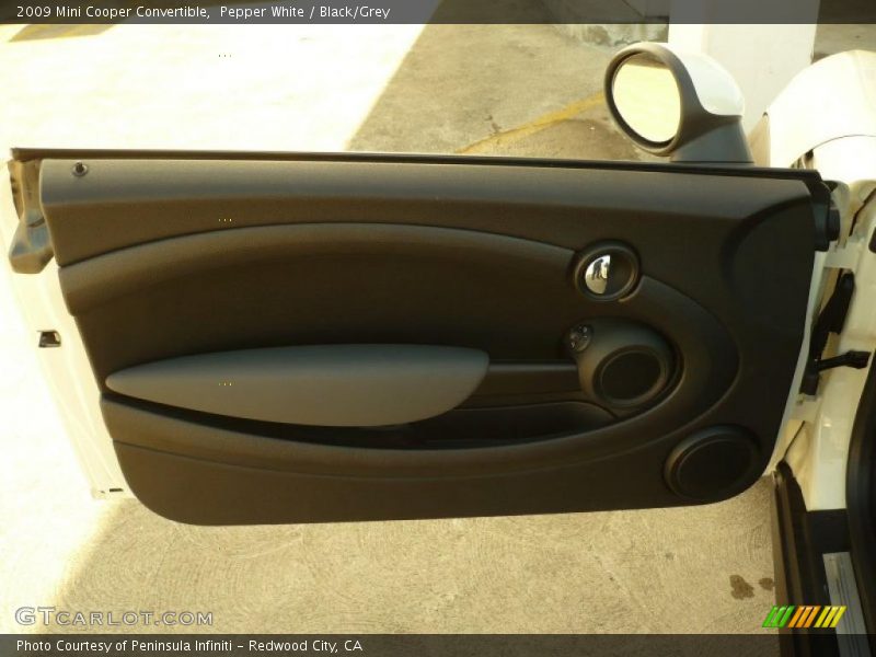 Pepper White / Black/Grey 2009 Mini Cooper Convertible