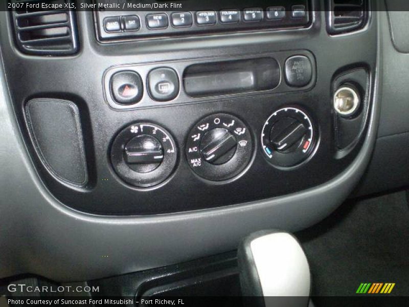 Silver Metallic / Medium/Dark Flint 2007 Ford Escape XLS