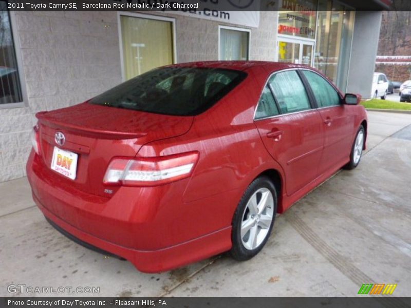 Barcelona Red Metallic / Dark Charcoal 2011 Toyota Camry SE