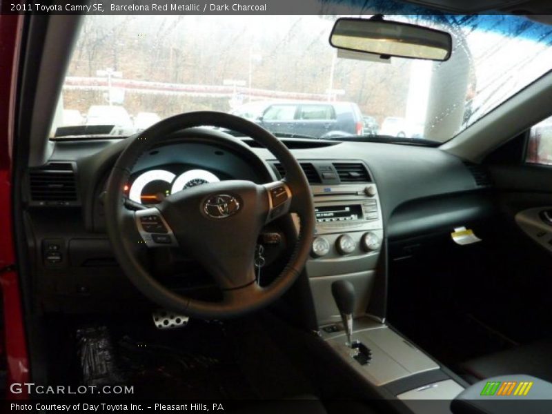 Barcelona Red Metallic / Dark Charcoal 2011 Toyota Camry SE