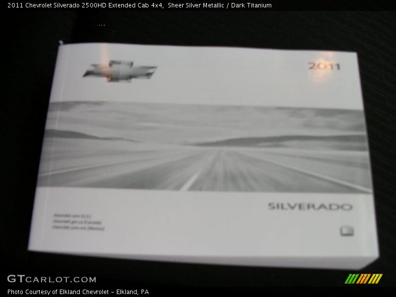 Sheer Silver Metallic / Dark Titanium 2011 Chevrolet Silverado 2500HD Extended Cab 4x4