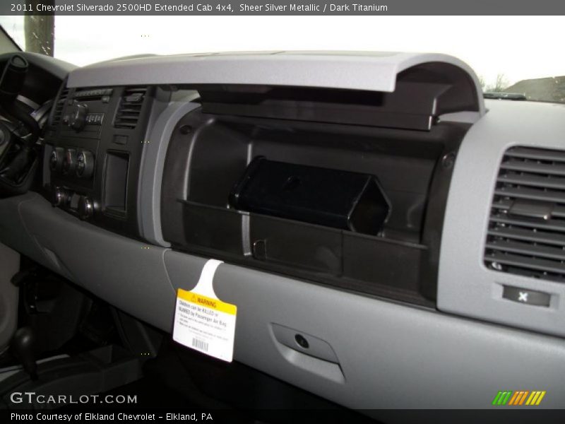 Sheer Silver Metallic / Dark Titanium 2011 Chevrolet Silverado 2500HD Extended Cab 4x4