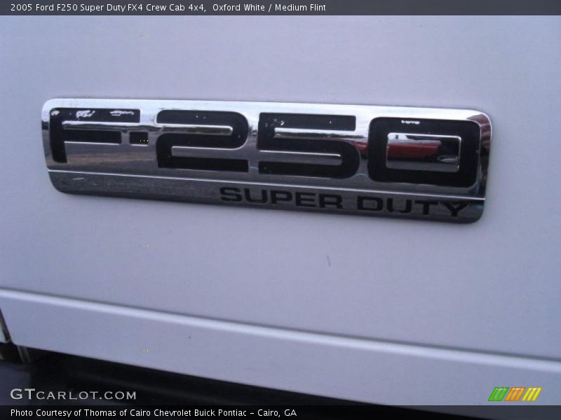  2005 F250 Super Duty FX4 Crew Cab 4x4 Logo