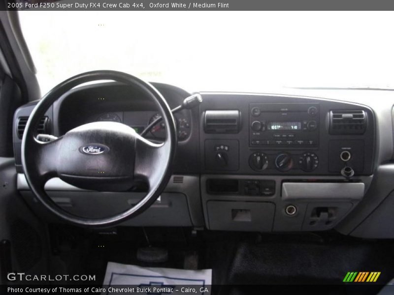 Oxford White / Medium Flint 2005 Ford F250 Super Duty FX4 Crew Cab 4x4