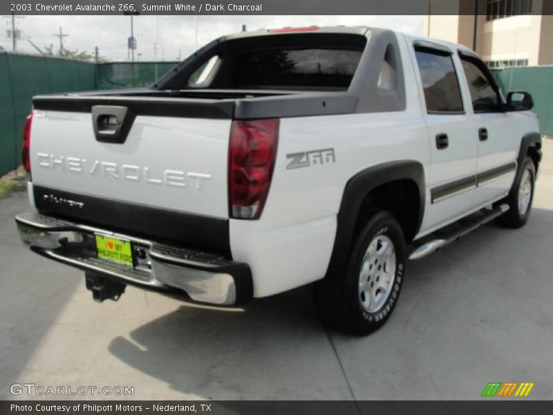 Summit White / Dark Charcoal 2003 Chevrolet Avalanche Z66