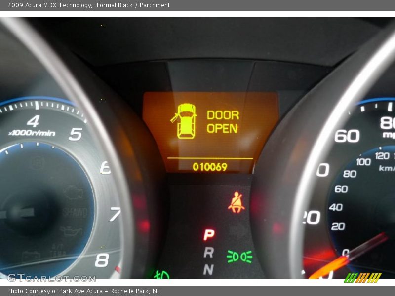 Formal Black / Parchment 2009 Acura MDX Technology