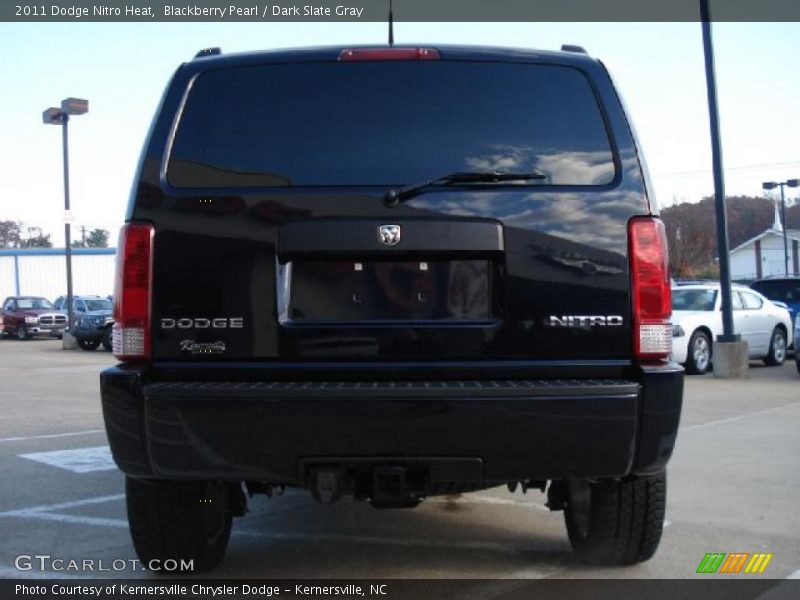 Blackberry Pearl / Dark Slate Gray 2011 Dodge Nitro Heat
