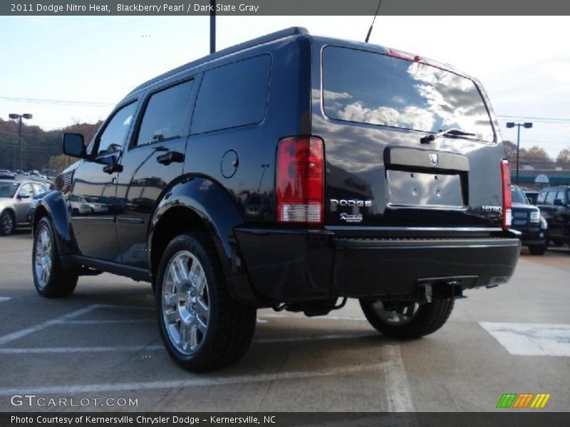 Blackberry Pearl / Dark Slate Gray 2011 Dodge Nitro Heat