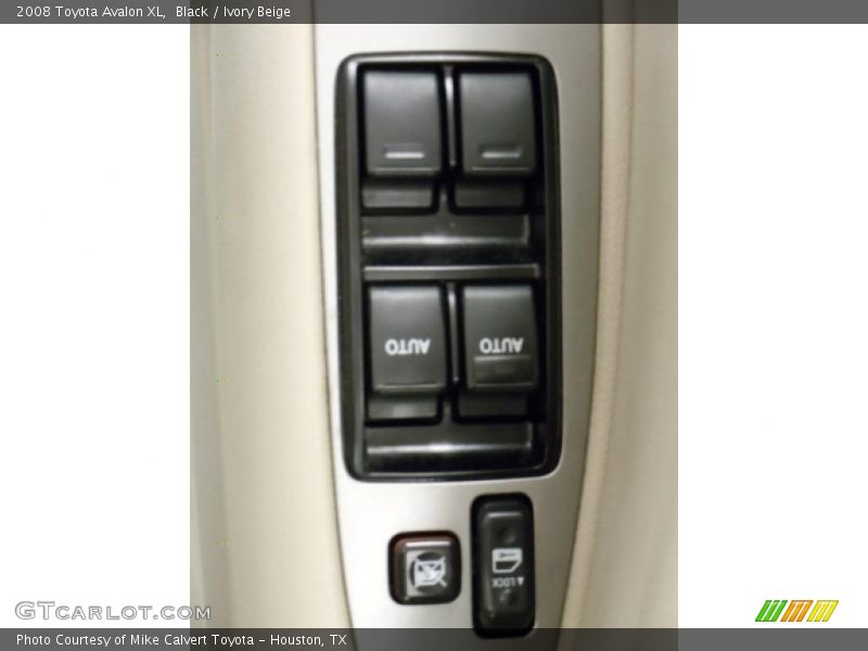 Black / Ivory Beige 2008 Toyota Avalon XL