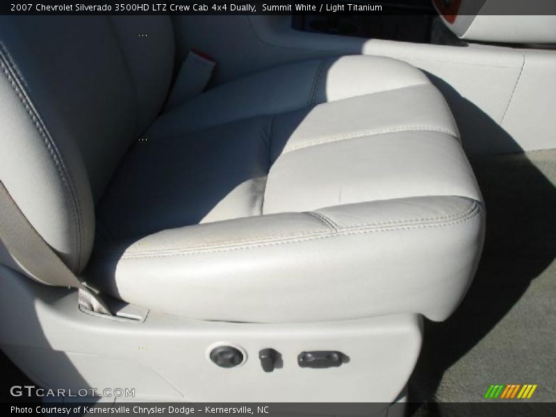 Summit White / Light Titanium 2007 Chevrolet Silverado 3500HD LTZ Crew Cab 4x4 Dually