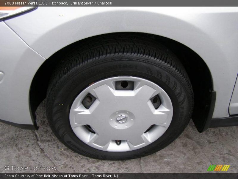 Brilliant Silver / Charcoal 2008 Nissan Versa 1.8 S Hatchback