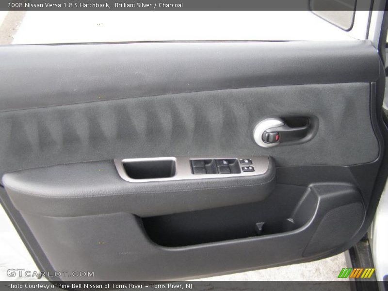 Brilliant Silver / Charcoal 2008 Nissan Versa 1.8 S Hatchback