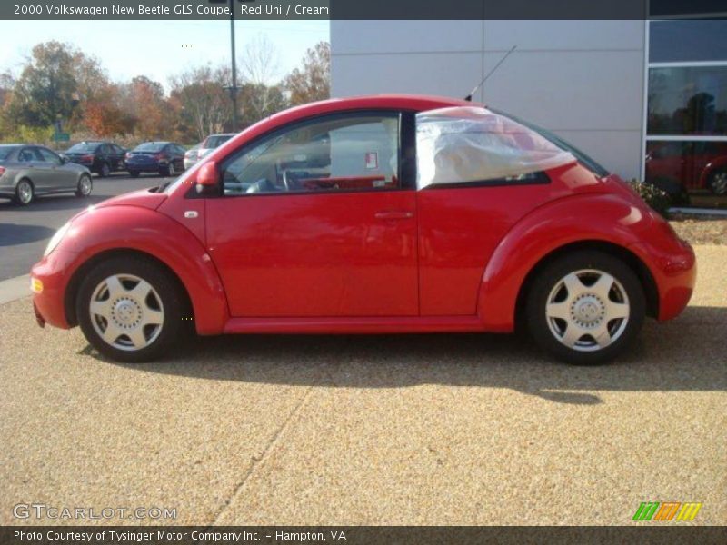 Red Uni / Cream 2000 Volkswagen New Beetle GLS Coupe