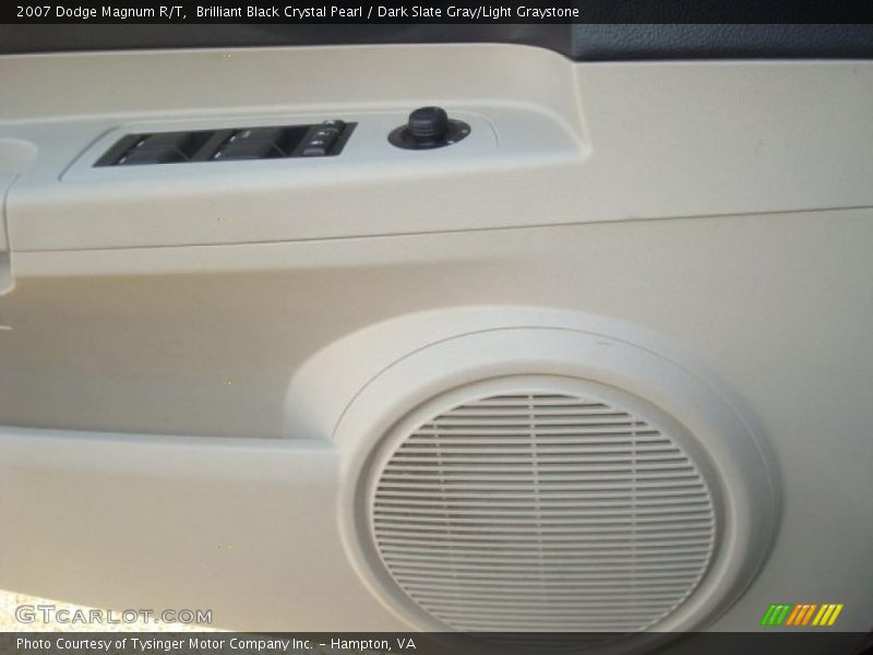 Brilliant Black Crystal Pearl / Dark Slate Gray/Light Graystone 2007 Dodge Magnum R/T