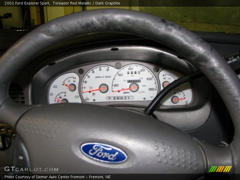 Toreador Red Metallic / Dark Graphite 2001 Ford Explorer Sport