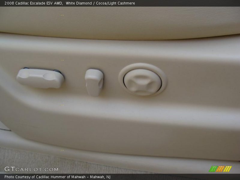 White Diamond / Cocoa/Light Cashmere 2008 Cadillac Escalade ESV AWD