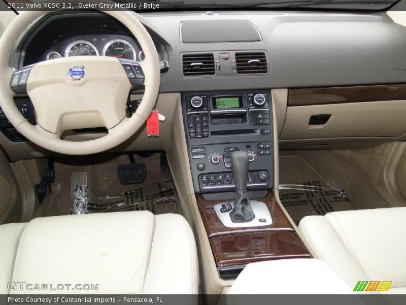 Dashboard of 2011 XC90 3.2