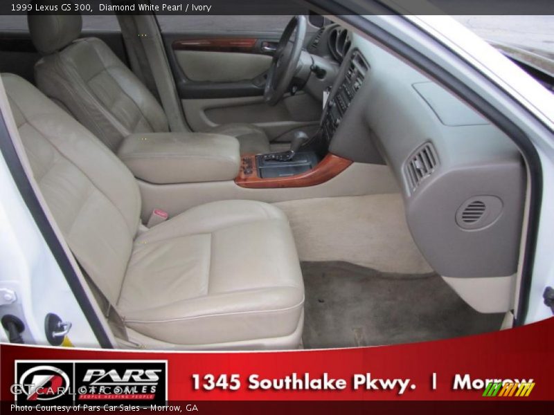 Diamond White Pearl / Ivory 1999 Lexus GS 300