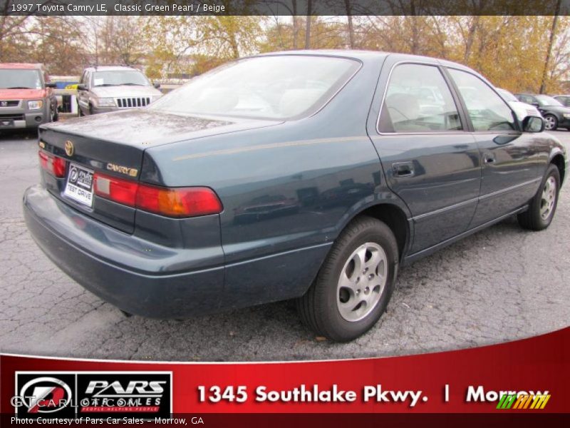 Classic Green Pearl / Beige 1997 Toyota Camry LE