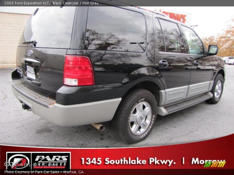 Black Clearcoat / Flint Grey 2003 Ford Expedition XLT