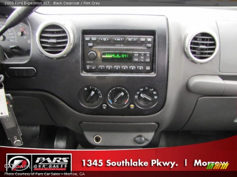 Black Clearcoat / Flint Grey 2003 Ford Expedition XLT