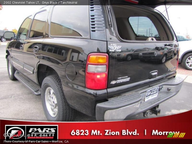 Onyx Black / Tan/Neutral 2002 Chevrolet Tahoe LT