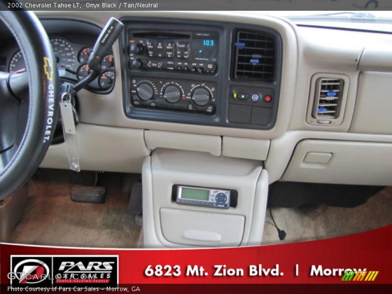 Onyx Black / Tan/Neutral 2002 Chevrolet Tahoe LT