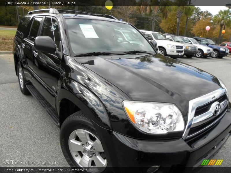 Black / Taupe 2006 Toyota 4Runner SR5