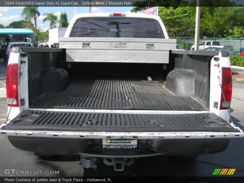 Oxford White / Medium Flint 2004 Ford F350 Super Duty XL SuperCab