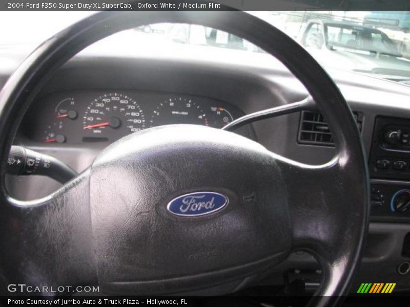 Oxford White / Medium Flint 2004 Ford F350 Super Duty XL SuperCab
