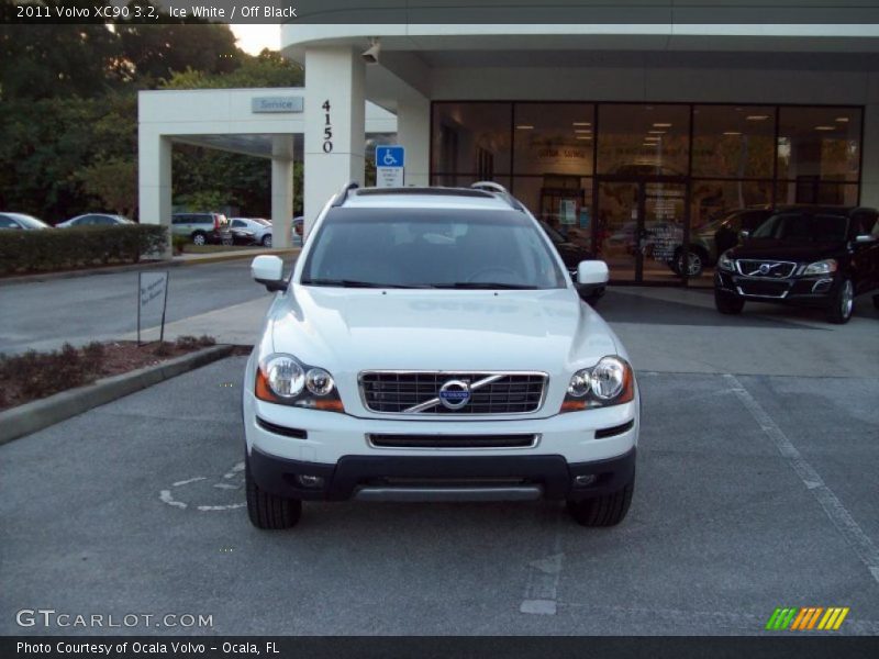 Ice White / Off Black 2011 Volvo XC90 3.2