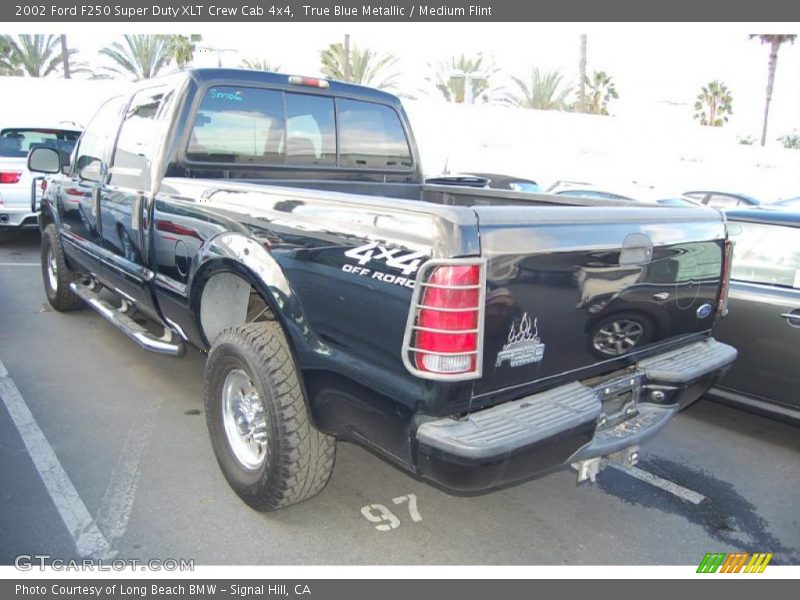 True Blue Metallic / Medium Flint 2002 Ford F250 Super Duty XLT Crew Cab 4x4