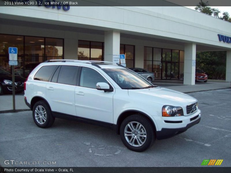 Ice White / Off Black 2011 Volvo XC90 3.2