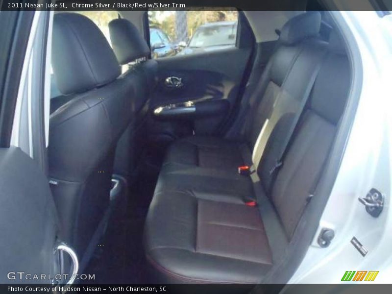  2011 Juke SL Black/Red w/Silver Trim Interior