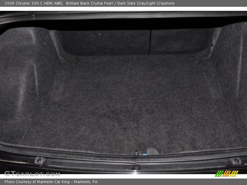 Brilliant Black Crystal Pearl / Dark Slate Gray/Light Graystone 2006 Chrysler 300 C HEMI AWD